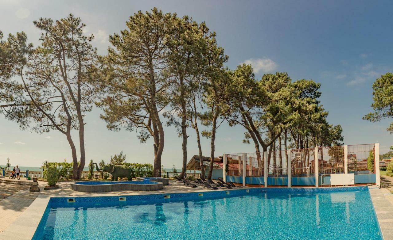 Kolkhida Resort & Spa Урекі Екстер'єр фото